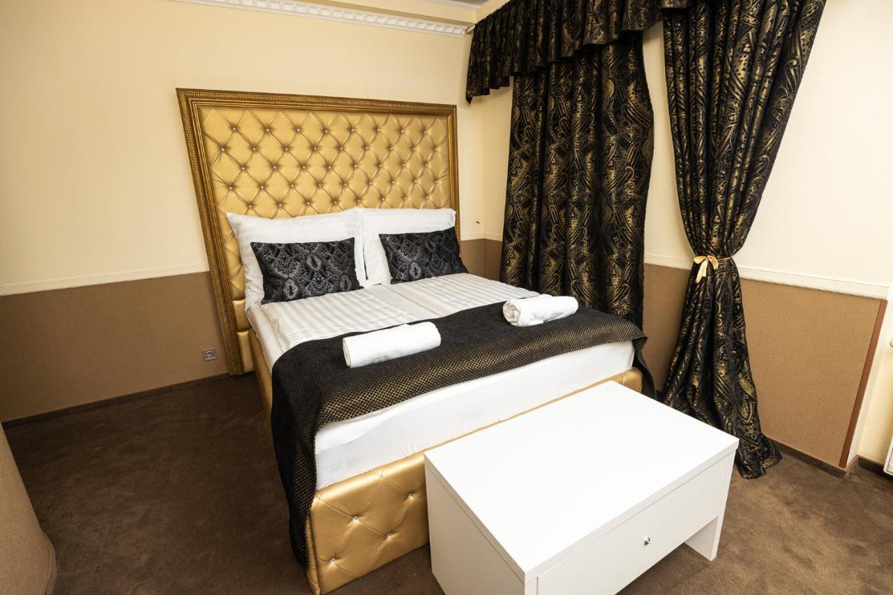 Palazzo Bed & Breakfast Szeged Exterior photo