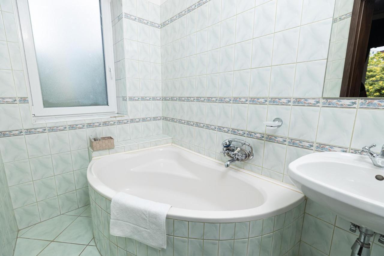 Palazzo Bed & Breakfast Szeged Exterior photo